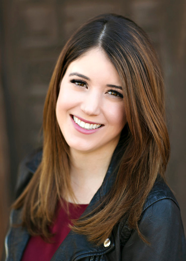 Photo of Alexandra Bracken