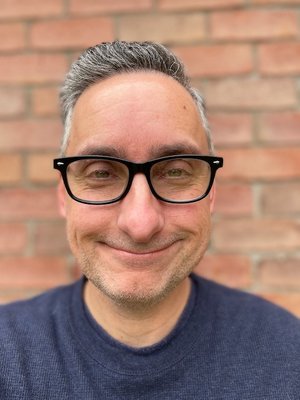 Photo of Aaron Derr