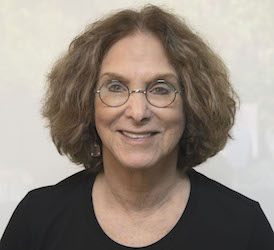 Photo of Linda Sue Park